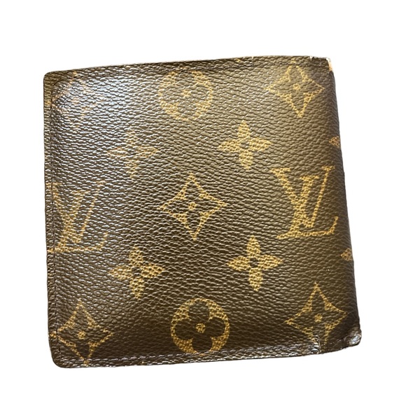 Louis Vuitton Monogram Marco Wallet - Picture 2 of 8